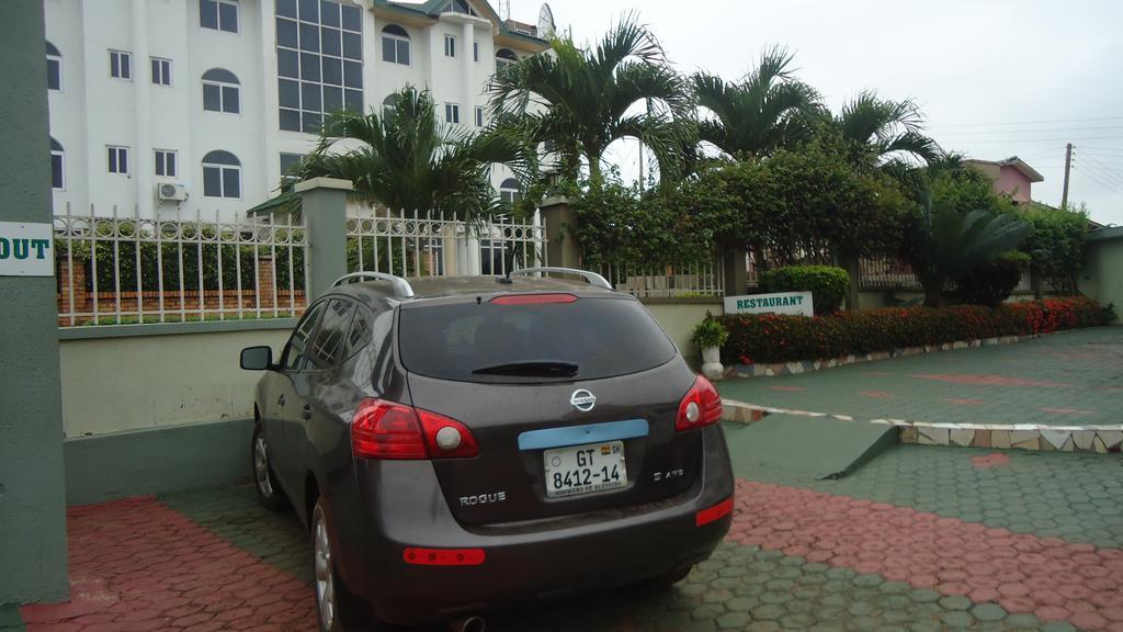 Wadoma Royale Hotel Kumasi Exterior photo