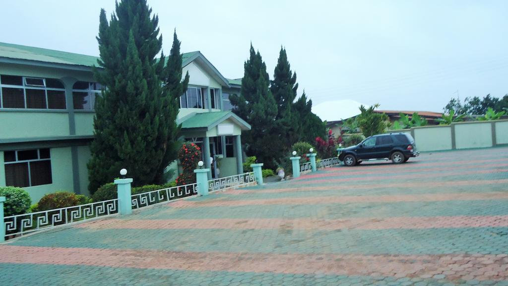 Wadoma Royale Hotel Kumasi Exterior photo