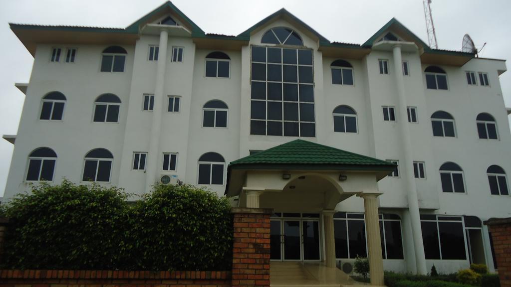 Wadoma Royale Hotel Kumasi Exterior photo