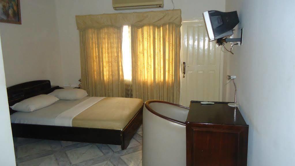 Wadoma Royale Hotel Kumasi Exterior photo